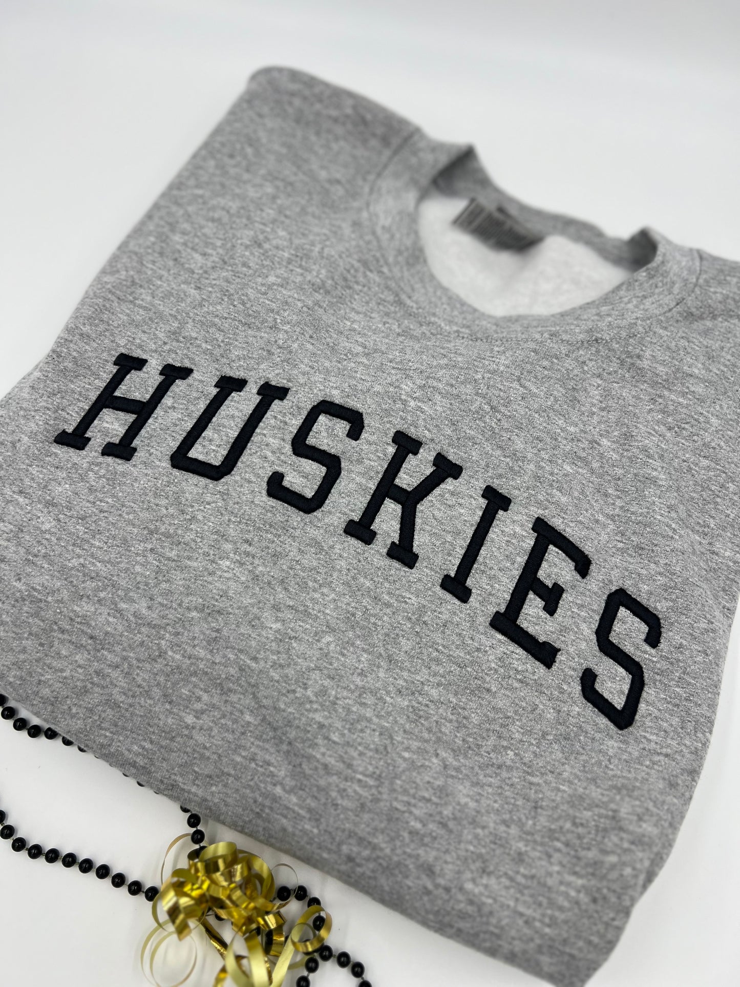 Huskies Puff Crewneck