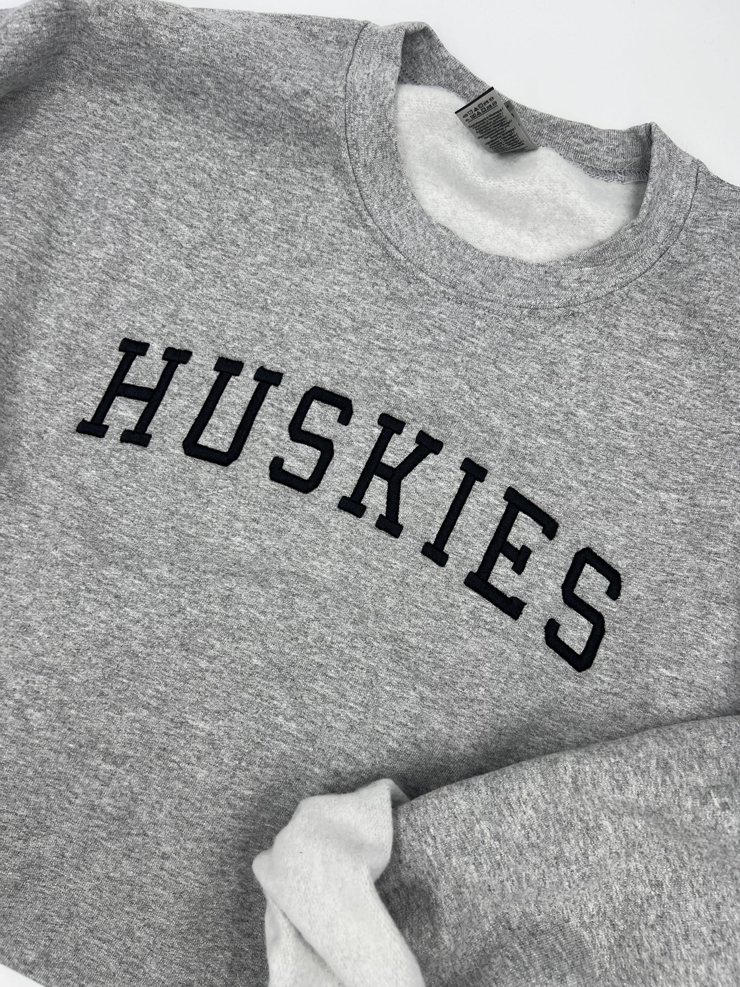Huskies Puff Crewneck