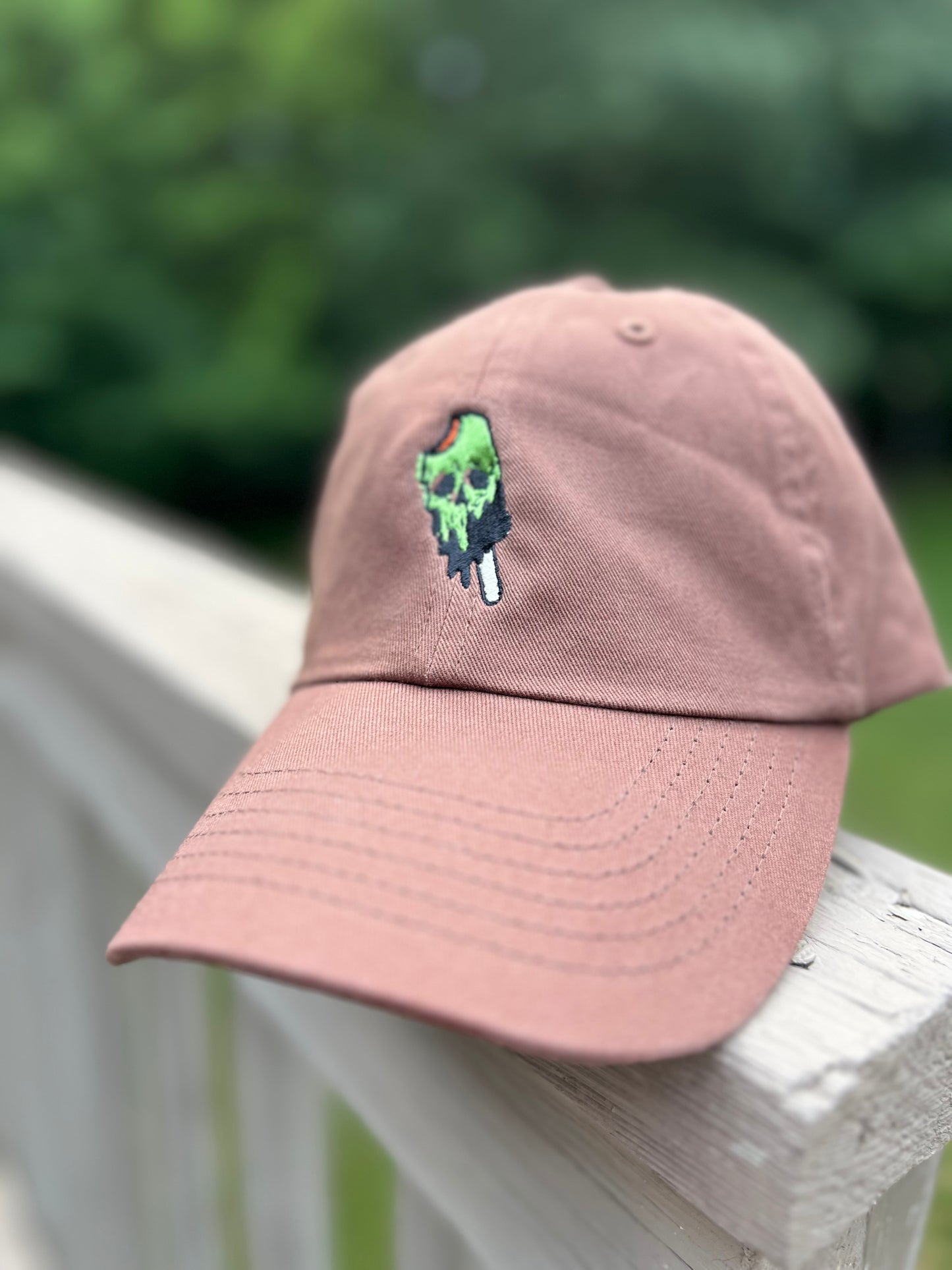 Melting popsicle skull hat dad hat